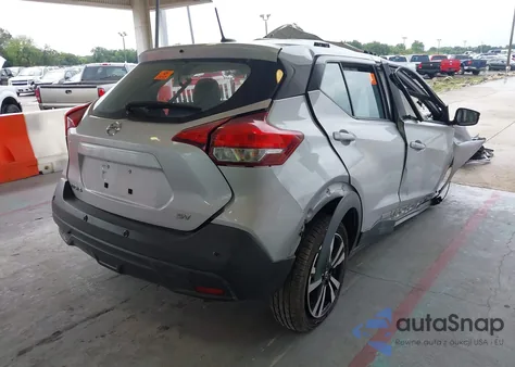 2020 Nissan Kicks Sv z USA, uszkodzony, nr VIN 3N1CP5CV6LL517410